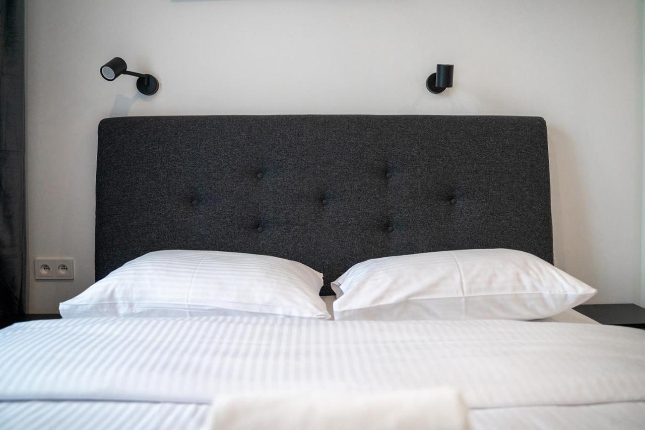 Dzielna Standard Apartment Варшава Екстериор снимка