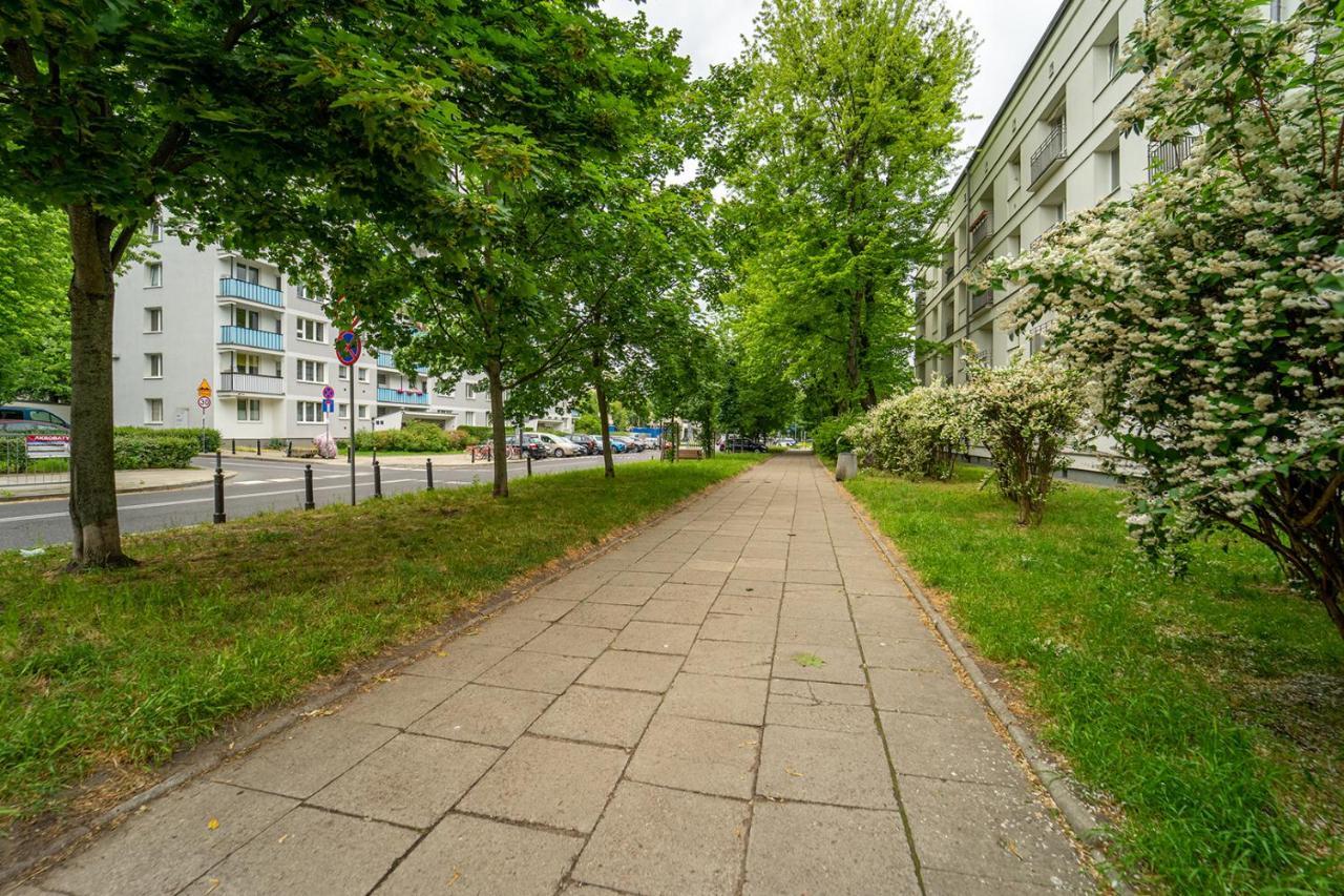 Dzielna Standard Apartment Варшава Екстериор снимка